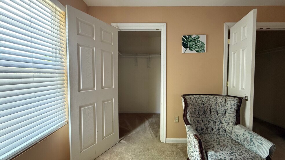 More Photos Of 5212 Astor Pl SE, Washington Assisted Living For Lease