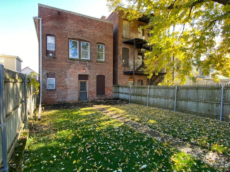 More Photos Of 31 Congress St, Cohoes Apartments For Sale