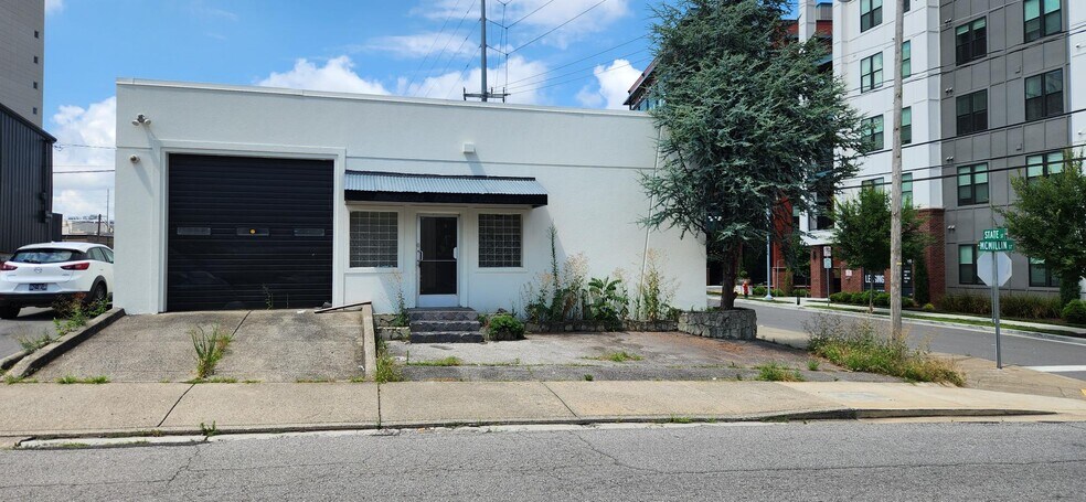 More Photos Of 211 McMillin St, Nashville Storefront Retail Office For Sale