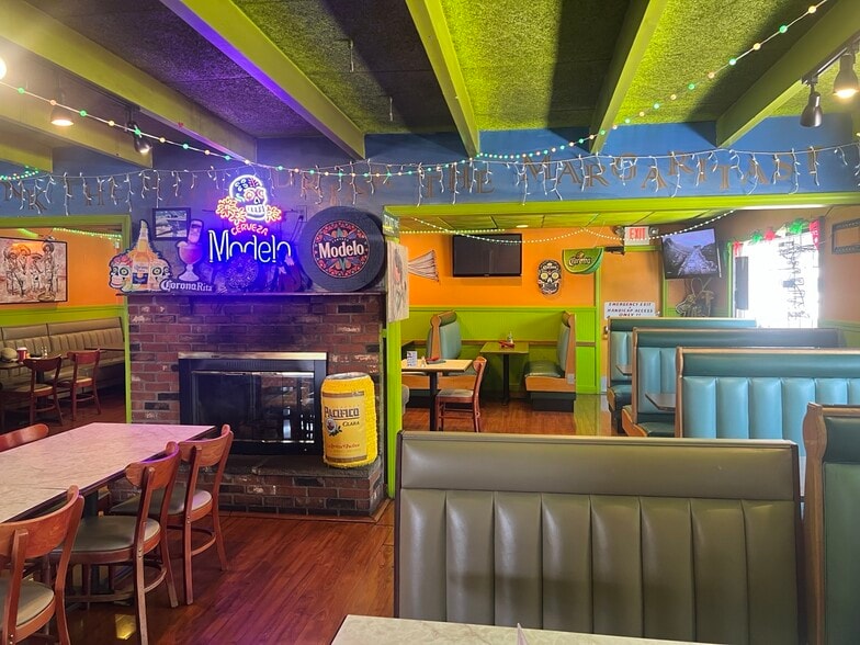 More Photos Of 360 Watertown Rd, Thomaston Restaurant For Sale