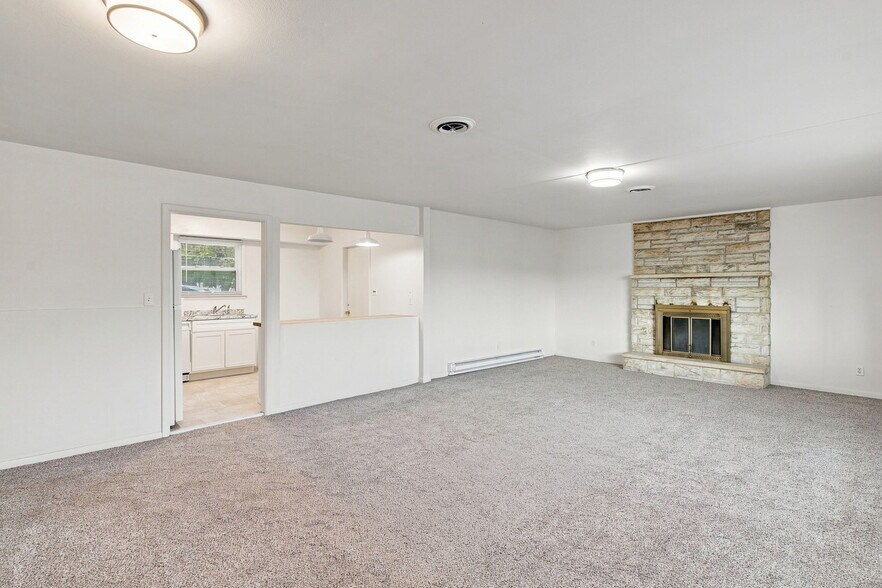 More Photos Of 3741 State Rte 30 Hwy, Lonedell Multifamily For Sale