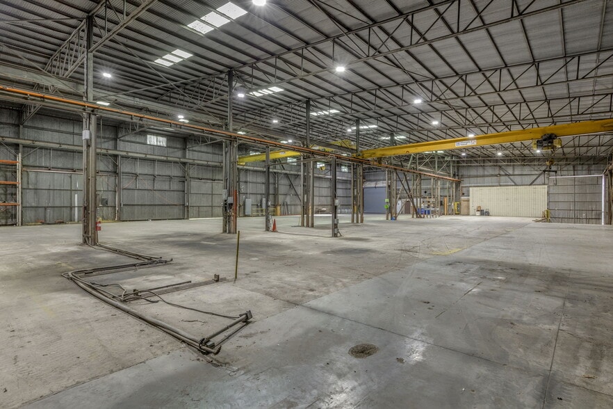 More Photos Of 200 Coe Rd, Anderson Warehouse For Lease