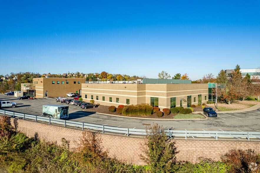 More Photos Of 121 Hillpointe Dr, Canonsburg Office For Lease