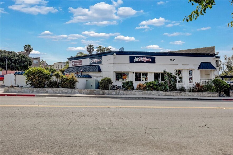 More Photos Of 3050 Pio Pico Dr, Carlsbad Restaurant For Sale