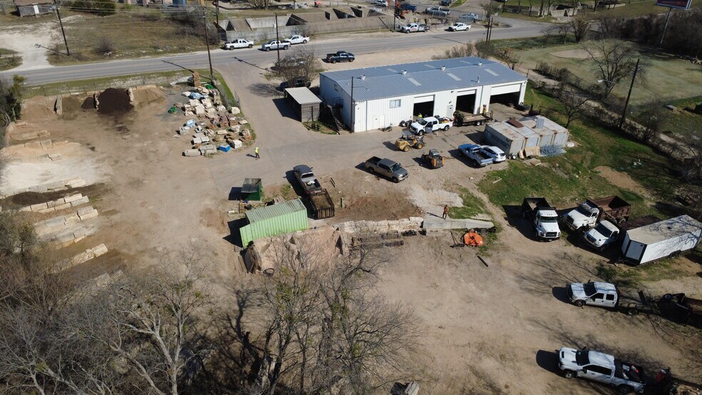 More Photos Of 2105 Howard Ln, Austin Warehouse For Lease