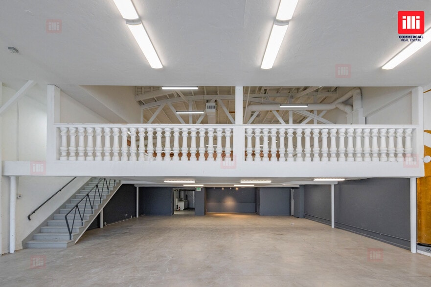 More Photos Of 446 S La Brea Ave, Los Angeles Storefront Retail Office For Lease