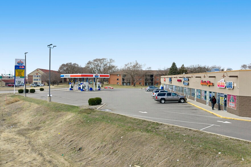 More Photos Of 16-56 14th Ave NE, Saint Cloud General Retail For Sale