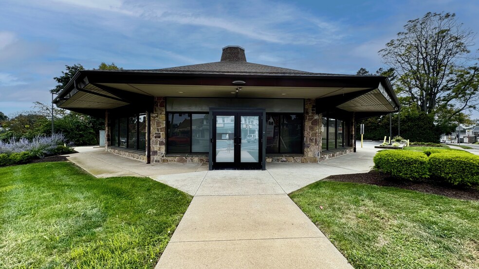 Primary Photo Of 3100 Garrett Rd, Drexel Hill General Retail For Sale