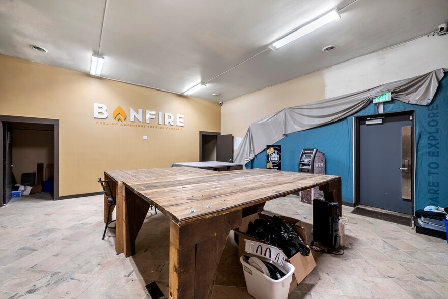 More Photos Of 4837 N Washington St, Denver Freestanding For Sale