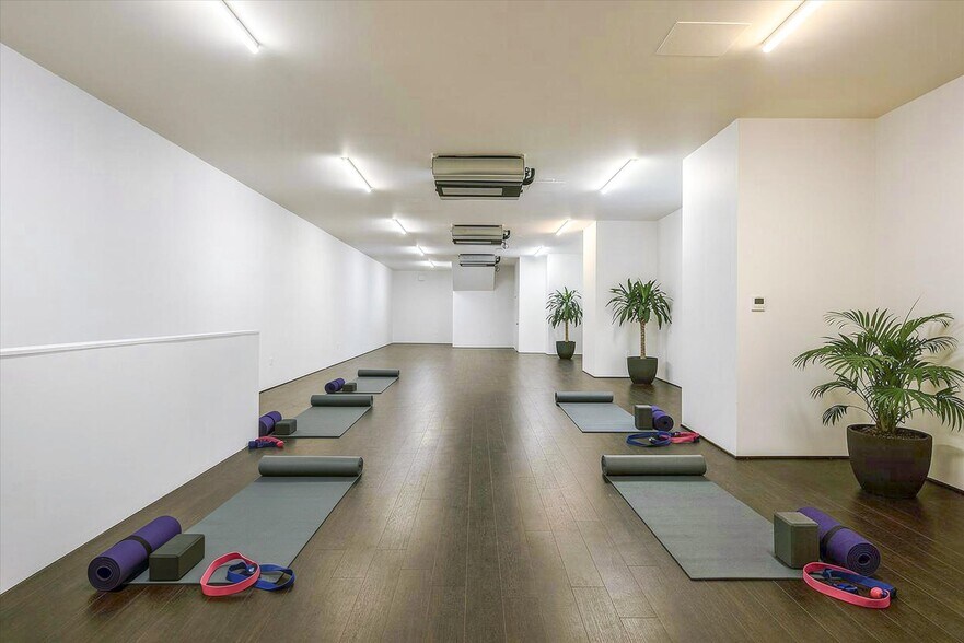 More Photos Of 1779 First Ave, New York Apartments For Lease