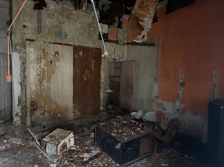 More Photos Of 2800 15th St, Detroit Religious Facility For Sale