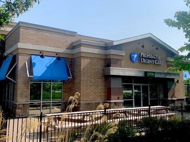 More Photos Of 1275B Capitol Dr, Pewaukee Unknown For Lease