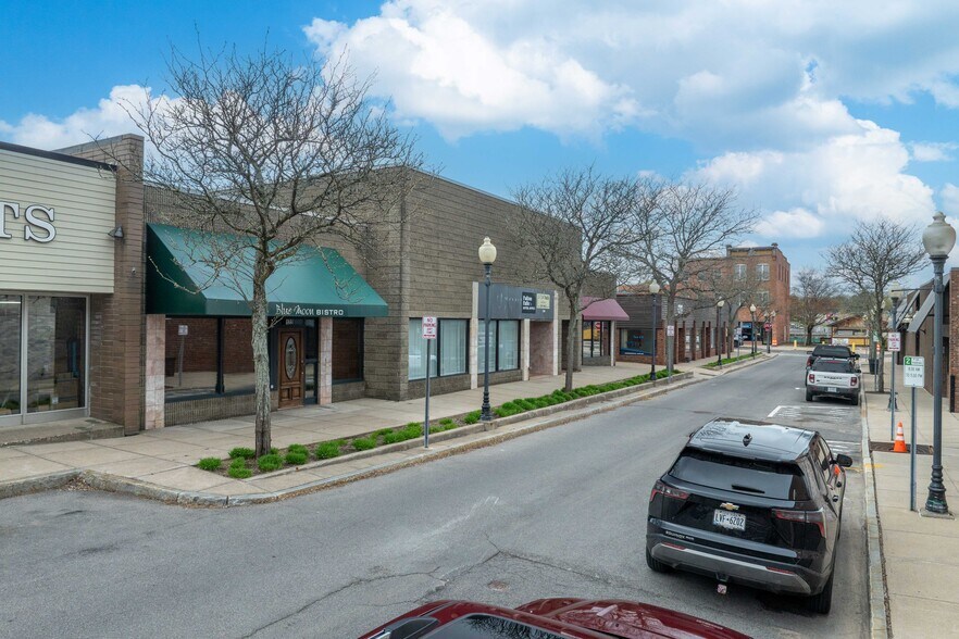 More Photos Of 122 Cayuga St, Fulton Restaurant For Sale