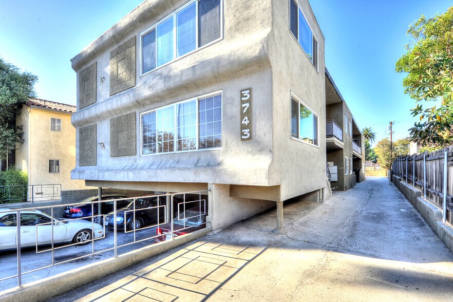 More Photos Of 3743 Mclaughlin Ave, Los Angeles Apartments For Sale