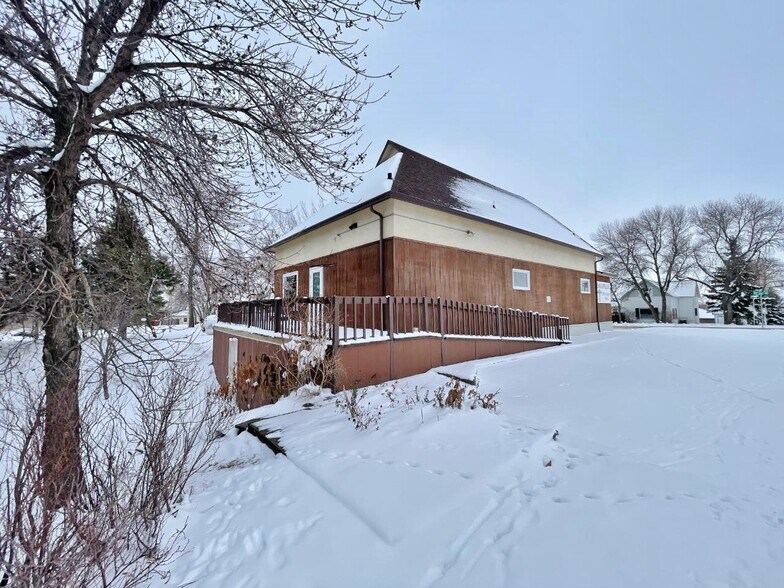 More Photos Of 316 1st Ave NE, Kenmare Healthcare For Sale