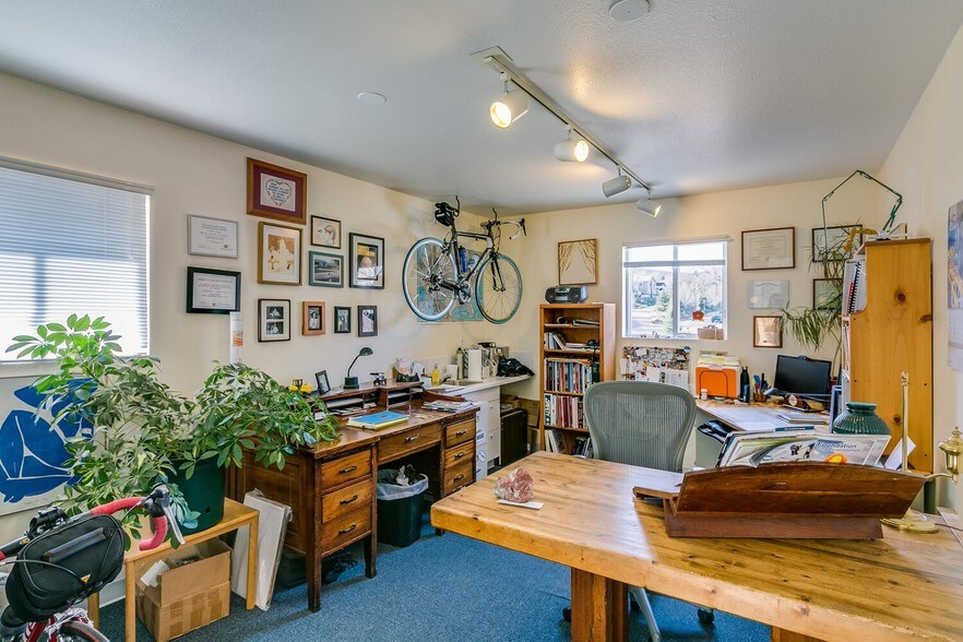 More Photos Of 454 Main St, Lyons Freestanding For Sale