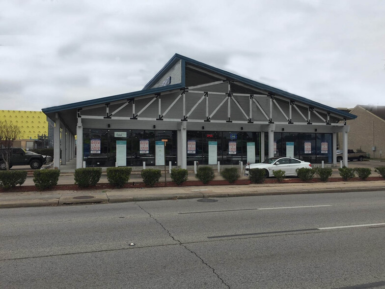 Primary Photo Of 9524 Westheimer Rd, Houston Freestanding For Lease