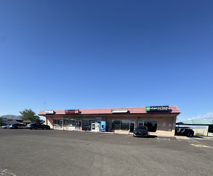 More Photos Of 11827 N Saguaro Blvd, Fountain Hills General Retail For Lease