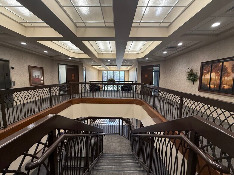 More Photos Of 8899 S 700 E, Sandy Office For Lease