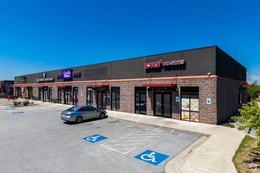 Primary Photo Of 1032 E Henri De Tonti Blvd, Tontitown General Retail For Lease