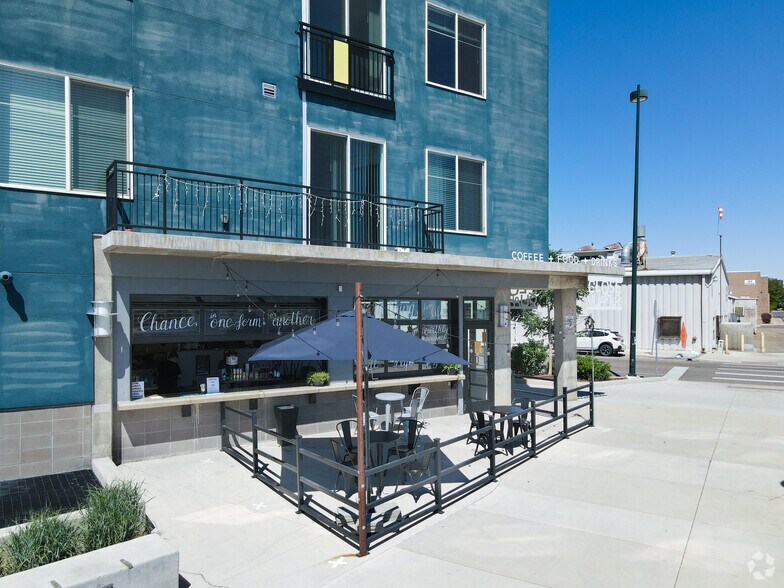 More Photos Of 415 S Cherokee St, Denver Apartments For Lease