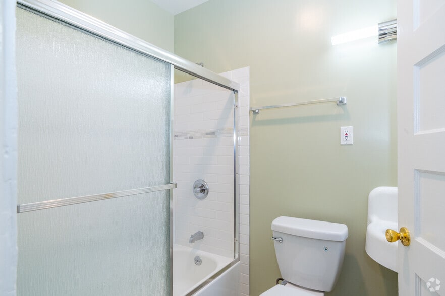 More Photos Of 1618-1632 Mason St, San Francisco Apartments For Sale