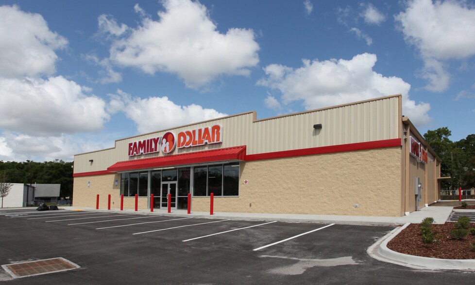 Primary Photo Of 1556 Monument Rd, Jacksonville Freestanding For Lease