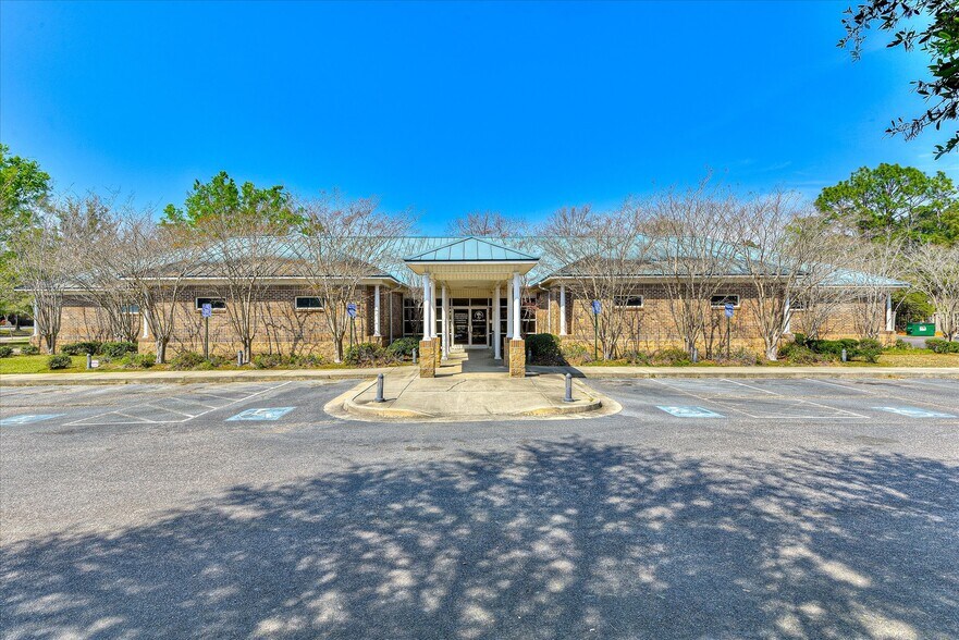 Primary Photo Of 191 Center South Blvd, Aiken Medical For Sale