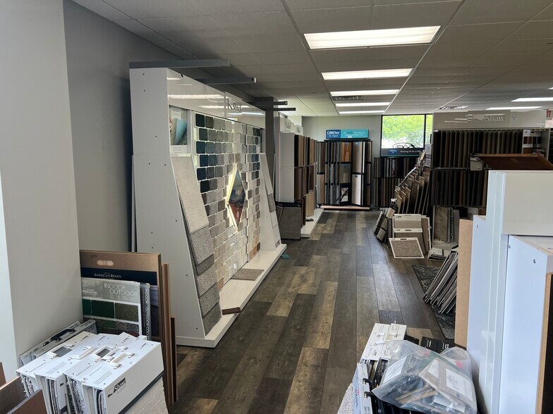 More Photos Of 53894 N County Road 9, Elkhart Warehouse For Sale