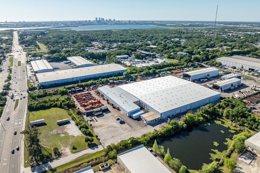 More Photos Of 5210 Causeway Blvd, Tampa Manufacturing For Lease