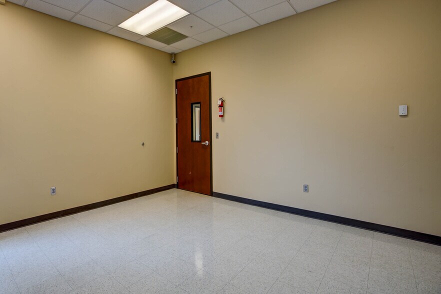 More Photos Of 9240 Explorer Dr, Colorado Springs Office For Lease