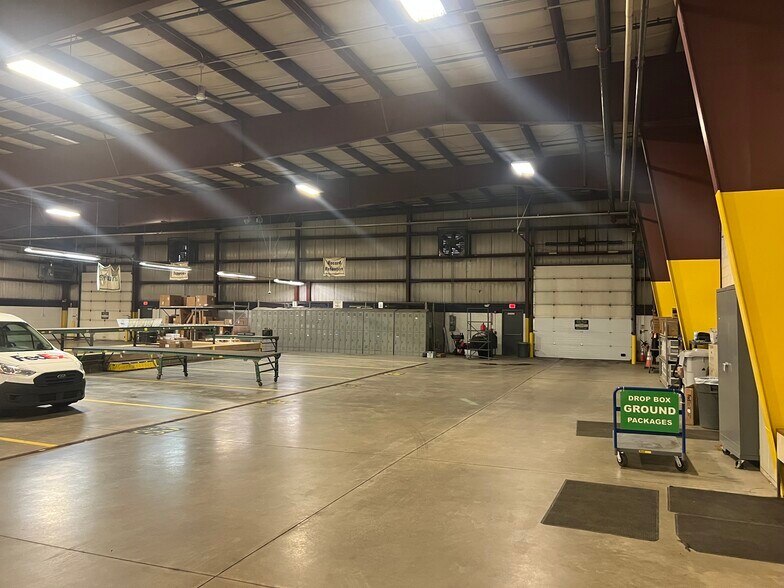 More Photos Of 3017 W 17th St, Erie Warehouse For Sale