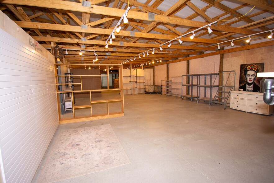 More Photos Of 18100 W Interstate 40, Amarillo Freestanding For Sale