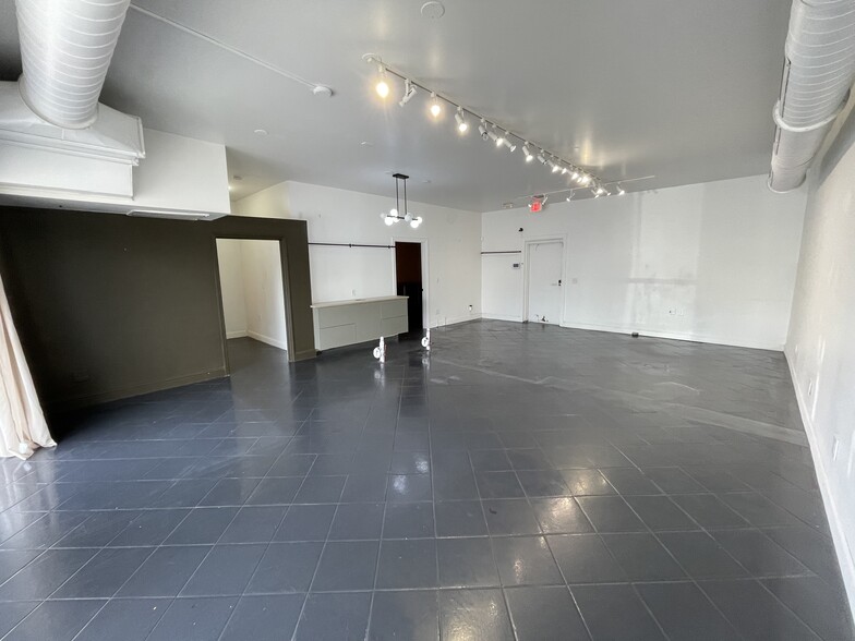 More Photos Of 936 Savannah Hwy, Charleston Freestanding For Lease