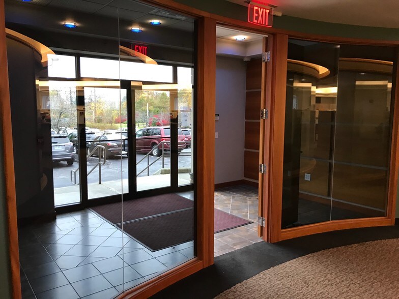 More Photos Of 220 Sutton St, North Andover Storefront For Lease