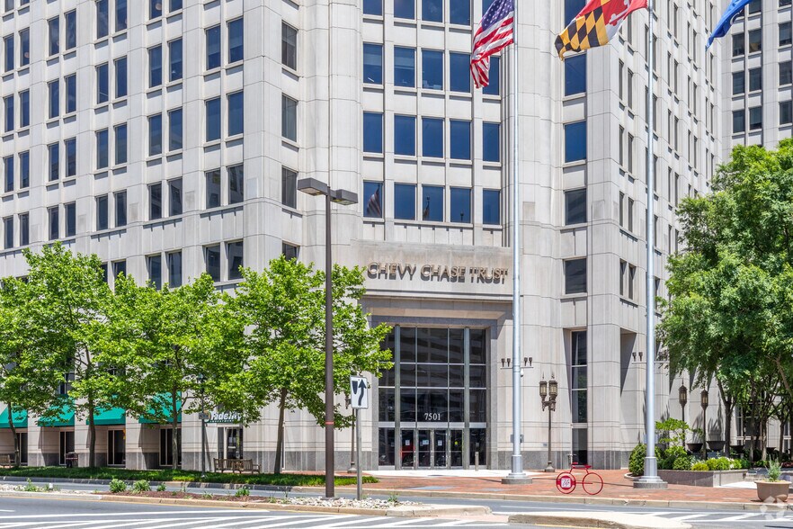 More Photos Of 7501 Wisconsin Ave, Bethesda Office For Lease