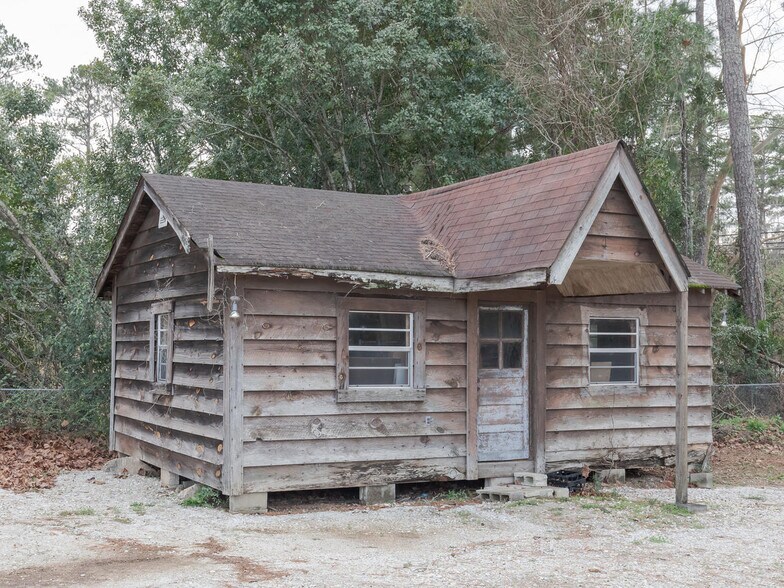 More Photos Of 3346 Us Highway 29, Valley Service Station For Sale