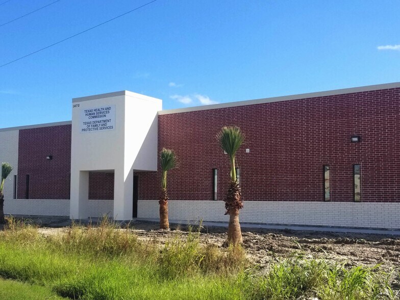 Primary Photo Of 1770 W Corpus Christi St, Beeville Office Residential For Sale