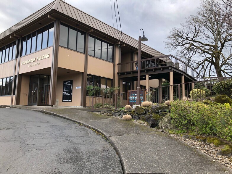 More Photos Of 421 High St, Oregon City Office For Lease