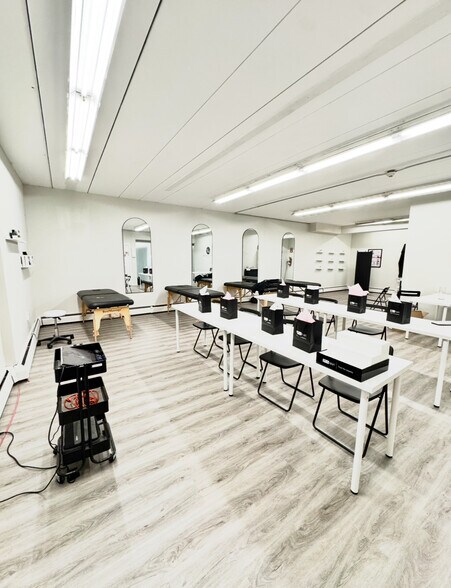 More Photos Of 83-85 Power Rd, Pawtucket Office For Sale