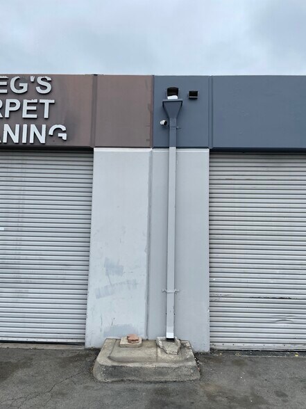 More Photos Of 809 S Lakeview Ave, Placentia Flex For Sale