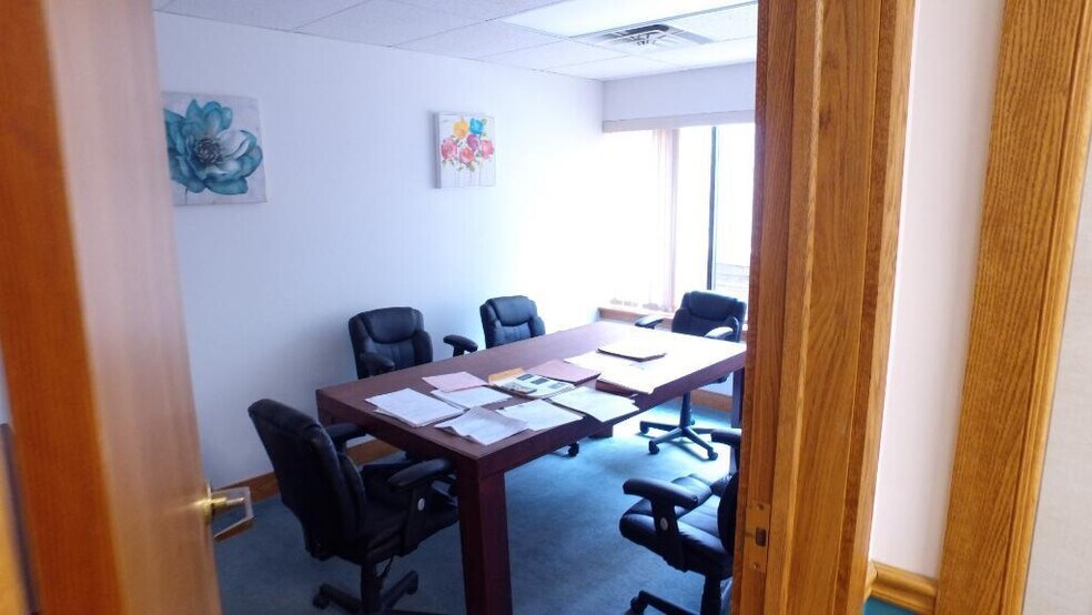 More Photos Of 1085 Route 4 E, Rutland Office For Lease