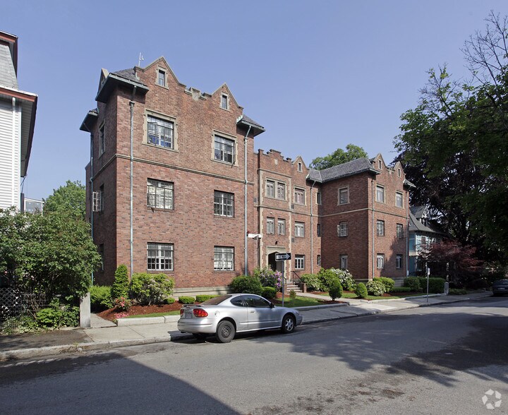 Primary Photo Of 21 Fruit St, Worcester Apartments For Sale