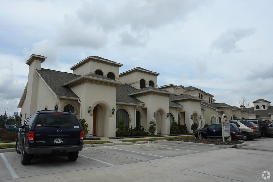 More Photos Of 12824 Willow Centre Dr, Houston Medical For Sale