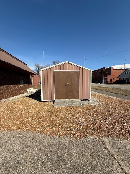 More Photos Of 110 N 9th St, Petersburg Restaurant For Sale