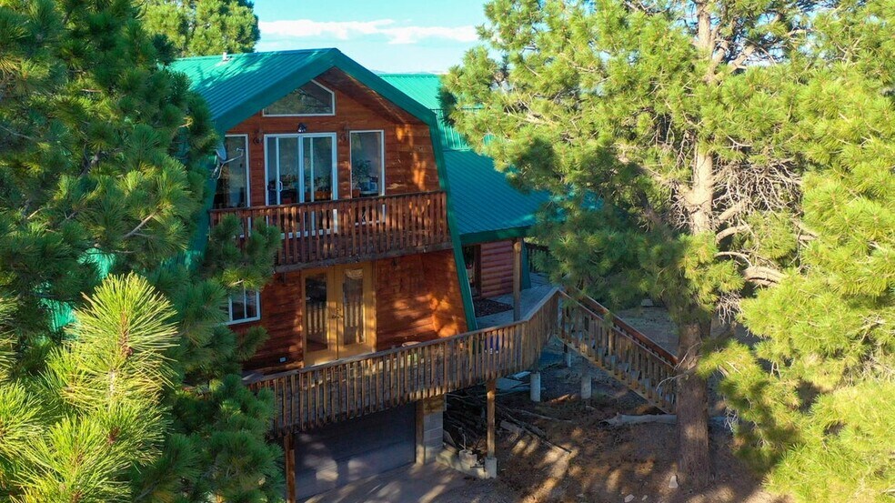 More Photos Of 2498 Silverado Ridge, Duck Creek Village Specialty For Sale