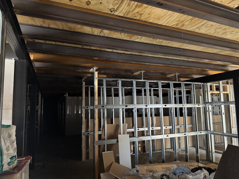 More Photos Of 2200-2208 SW 59th Ave, West Park Warehouse For Sale