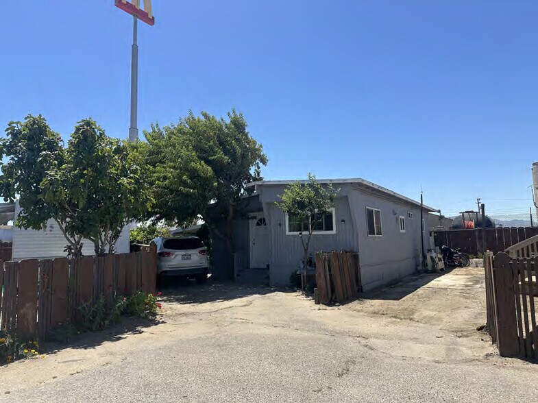 More Photos Of 527 El Camino Real, Greenfield Manufactured Housing Mobile Home Park For Sale
