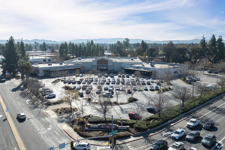 More Photos Of 1280 Willow Pass Rd, Concord Freestanding For Sale