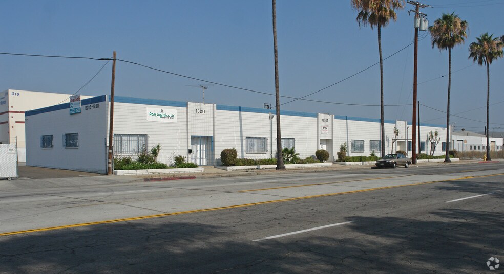 Primary Photo Of 18207 S Broadway, Gardena Warehouse For Lease